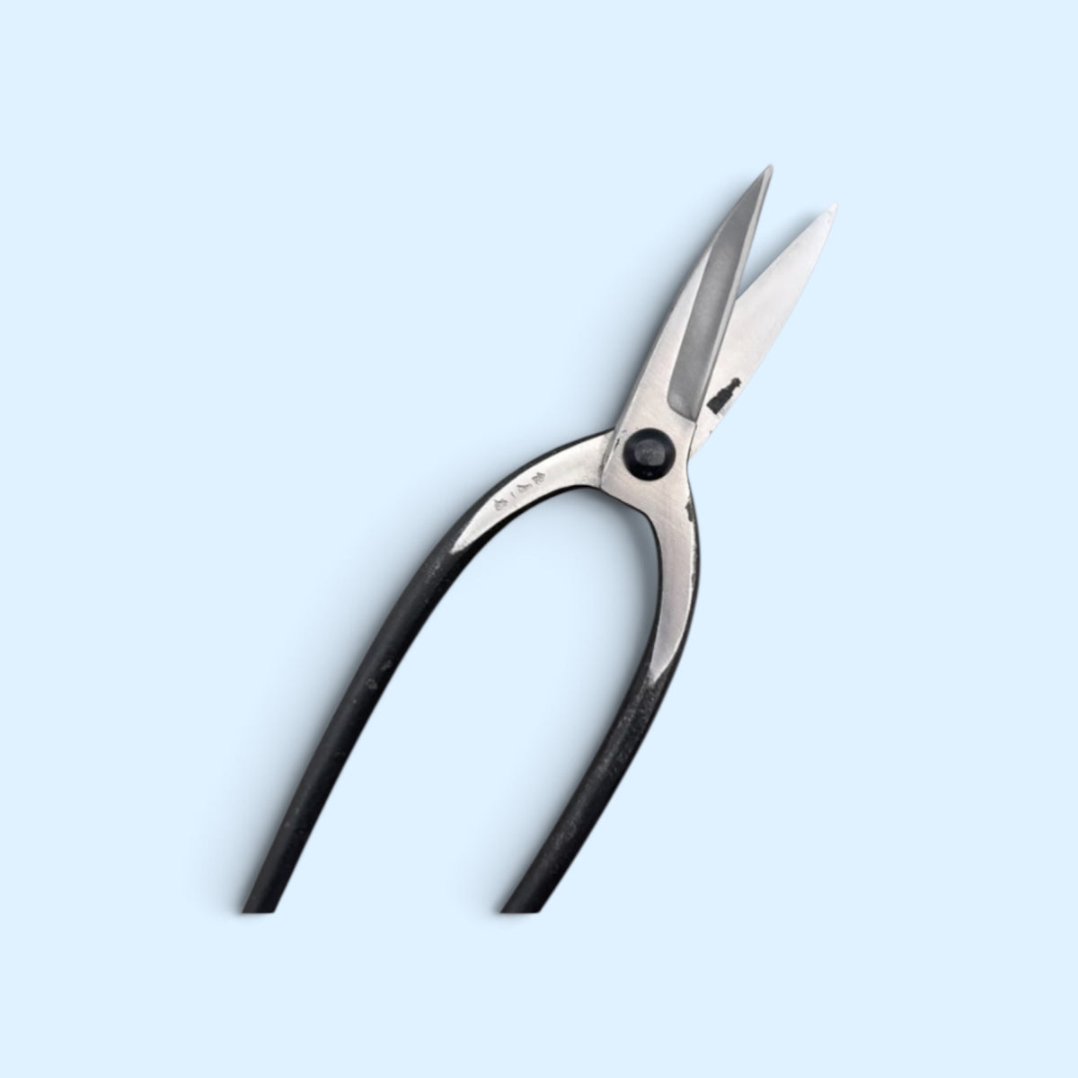 Hasamiya Ichiban Kyoto Style Kiribashi Gardening Shears Long Blade Total Length & Blade: 250mm/80mm / Yasuki Blue Paper Steel [Traditional Hand Forged from Scratch / Sharp-Point Blade / Polished Finish / Hollow Ground Blade / Twisted Blade / Rivet Joint]