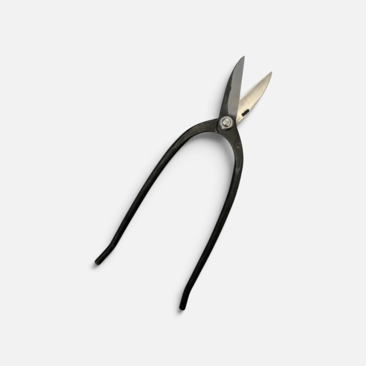 Minamoto Akitada Kyoto Style Kiribashi Gardening Shears Total Length & Blade: 260mm/69mm (8-Sun 5-Bu) / Yasuki White Paper Steel [Traditional Hand Forged from Scratch / 9mm Handle Thickness / Hollow Ground Blade / Twisted Blade / Rivet Joint]