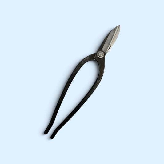 Minamoto Akitada Kyoto Style Kiribashi Gardening Shears Total Length & Blade: 260mm/69mm (8-Sun 5-Bu) / Yasuki Blue Paper Steel [Traditional Hand Forged from Scratch / 9mm Handle Thickness / Hollow Ground Blade / Twisted Blade / Rivet Joint]