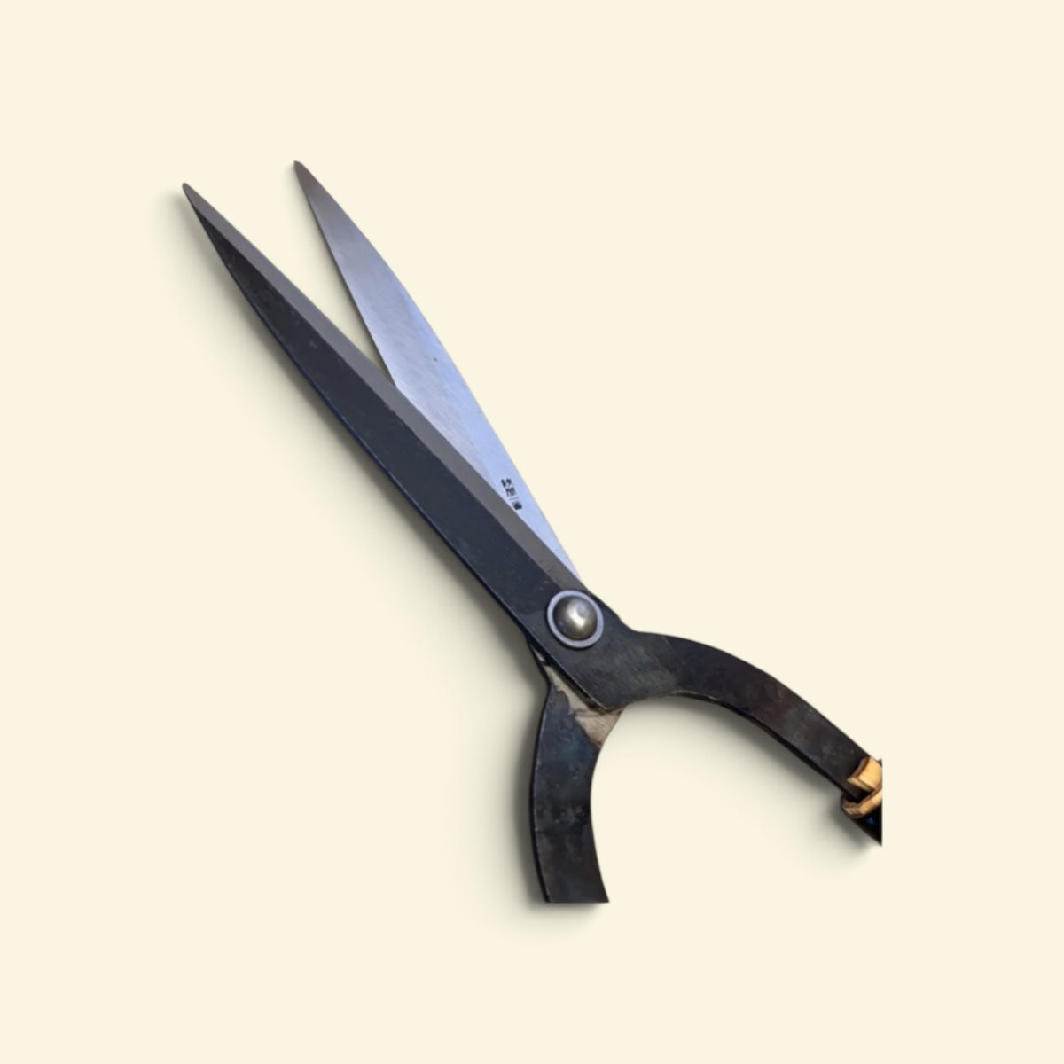 Hasamiya Ichiban Bamboo-Mount Gate-Hedge Shear Head 195mm (Head Only / Includes Steel Ferrule Ring) Yasugi Yellow Paper Steel [Traditional Hand-Forged from Scratch / Urasuki Hollow Ground / Rivet Joint / Gate-Style]