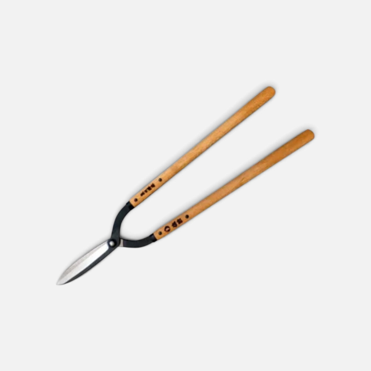 Sasuke Jizo-Type (Curved-Neck Style) Hedge Shears (151mm) Yasugi Shirogami White Paper Steel / Oak Handle 455mm [Traditional Hand-Forged from Scratch / Twist Blade /Urasuki Hollow Ground / Rivet Joint / Jizo-Type Curved Neck]