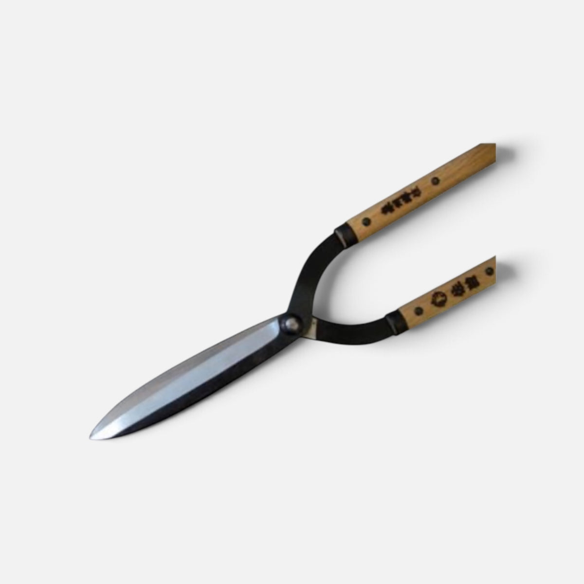 Sasuke Historic Masterpiece Jizo-Style (Curved-Neck Style) Hedge Shears 180mm Yasugi Shirogami White Paper Steel / Oak Handle 485mm [Traditional Hand-Forged from Scratch / Twist Blade /Urasuki Hollow Ground / Rivet Joint / Jizo-Type Curved Neck]
