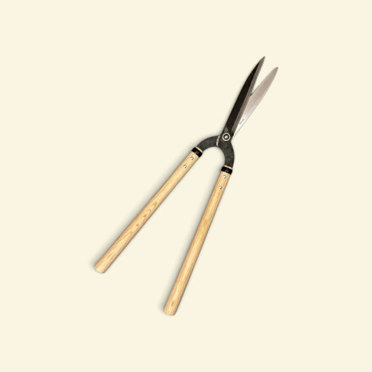 Hanafubuki Kyoto-Style Gate-Hedge Shears 200mm Yasugi Yellow Paper Steel / Oak Handle 360mm [Traditional Hand-Forged from Scratch / Twist Blade / Urasuki Hollow Ground / Rivet Joint / Kyoto-Style]
