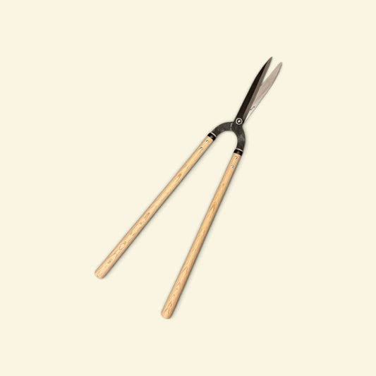 Hanafubuki Kyoto-Style Gate-Hedge Shears 200mm Yasugi Yellow Paper Steel / Oak Handle 500mm [Traditional Hand-Forged from Scratch / Twist Blade / Urasuki Hollow Ground / Rivet Joint / Kyoto-Style]