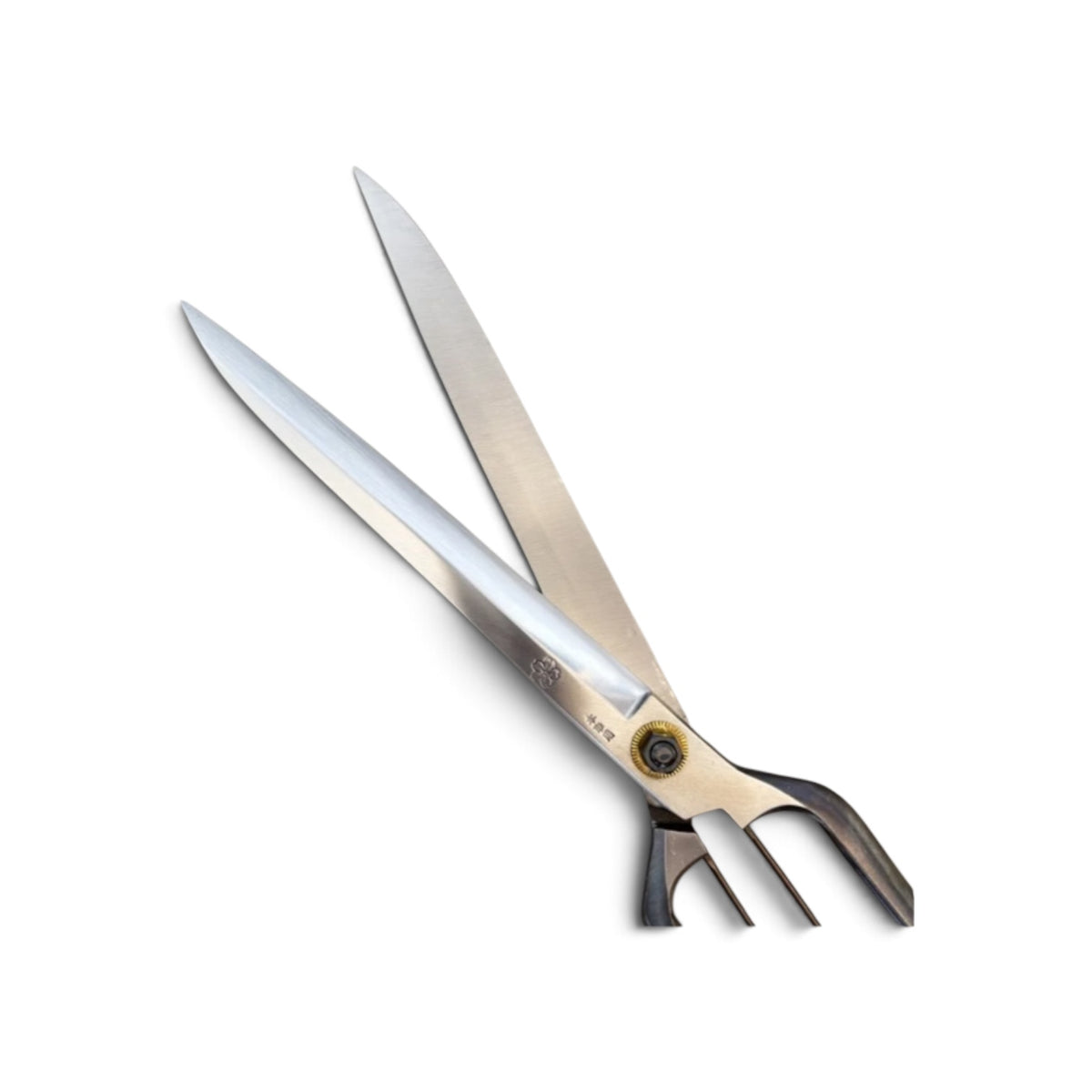 SAKURA Long-Blade Single-Handed Hedge Shears 330mm Yasugi Shirogami White Paper Steel / Without Guard [Traditional Hand-Forged from Scratch / Twist Blade / Urasuki Hollow Ground / Screw Joint / Extended Blade]