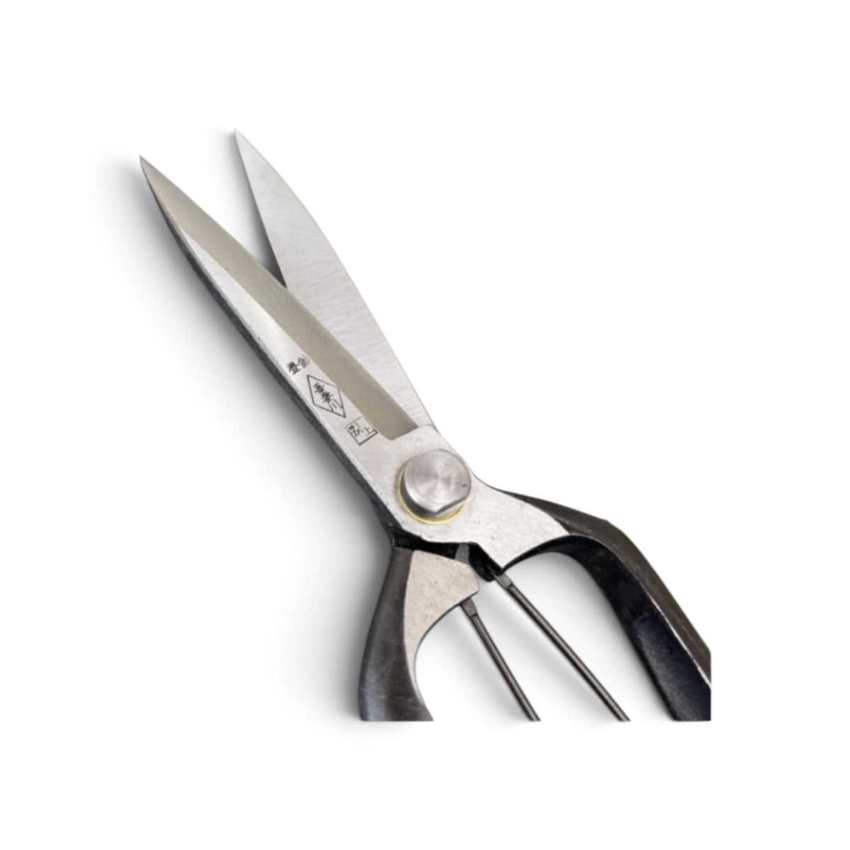 Azumagawa Lightweight Slim Single-Handed Hedge Shears With Guard Total Length & Blade: 230mm / 100mm Yasugi High-Carbon Steel [Traditional Hand-Forged from Scratch / Hollow Ground Back / Screw Joint / Twist Blade / Smooth Engagement]