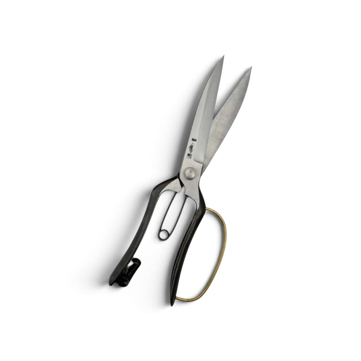 Azumagawa Single-Handed Hedge Shears With Guard Total Length & Blade: 270mm / 130mm Yasugi High-Carbon Steel [Traditional Hand-Forged from Scratch / Hollow Ground Back / Screw Joint / Twist Blade / Smooth Engagement]