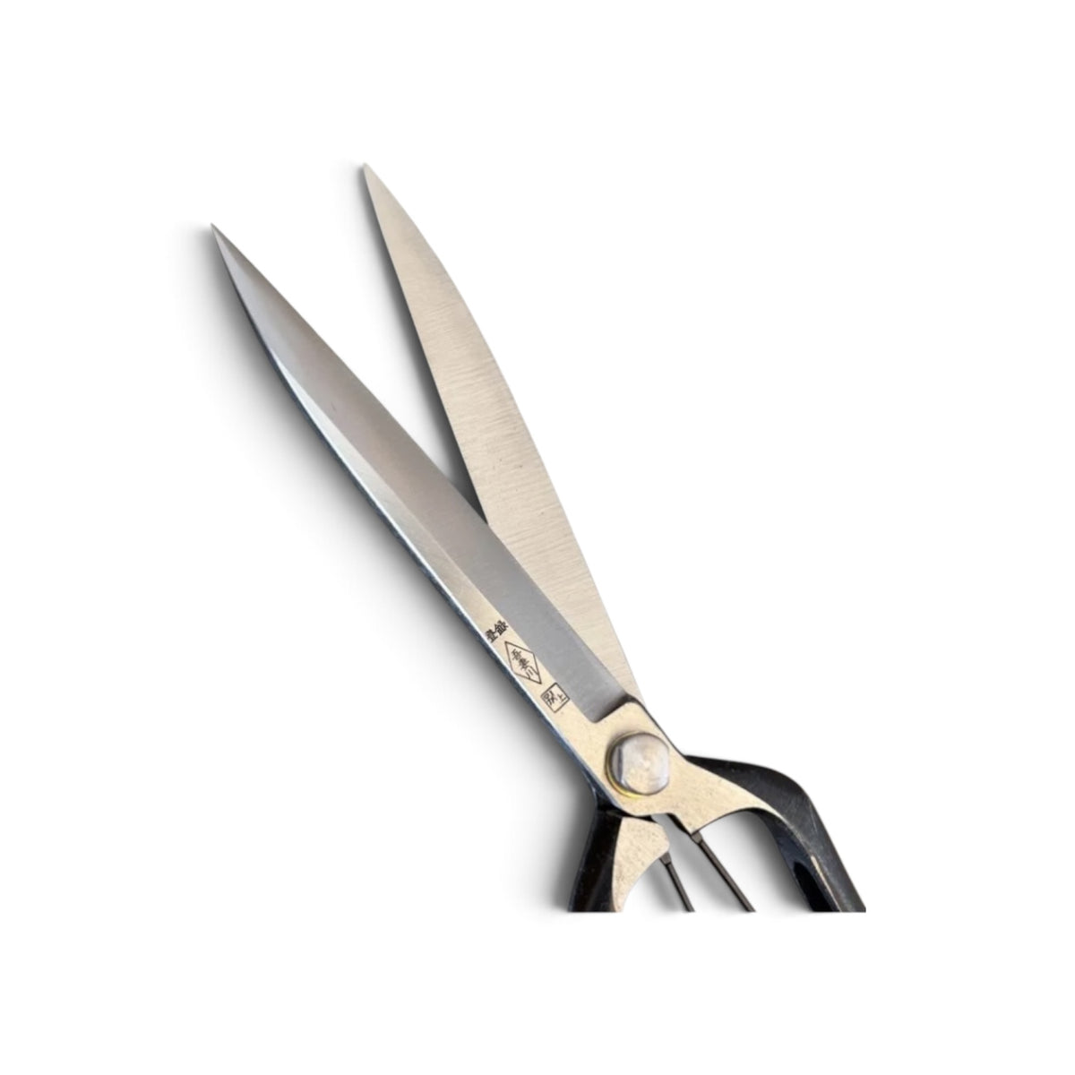 Azumagawa Lightweight Slim Single-Handed Hedge Shears Without Guard Total Length & Blade: 280mm / 152mm Yasugi High-Carbon Steel [Traditional Hand-Forged from Scratch / Hollow Ground Back / Screw Joint / Twist Blade / Smooth Engagement]