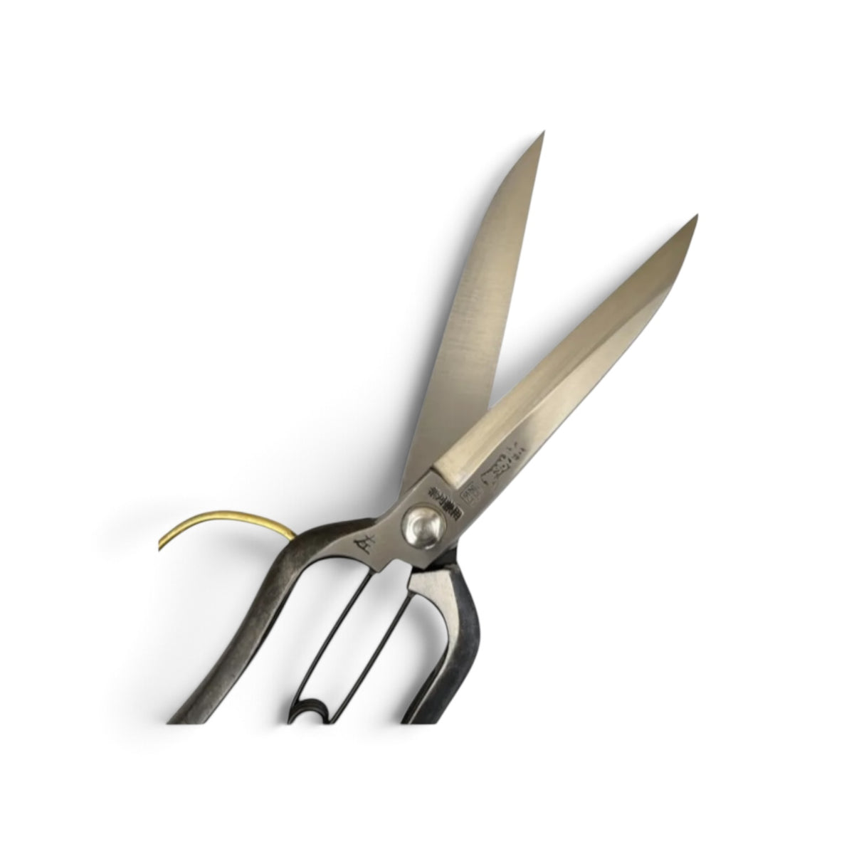 Onoyoshi Left-Handed Single-Handed Hedge Shears With Guard Total Length & Blade: 270mm / 130mm Premium High-Carbon Solid Steel [Traditional Hand-Forged from Scratch / Left-Handed Model / Hollow Ground Back / Screw Joint / Twisted Blade /Smooth Engagement]
