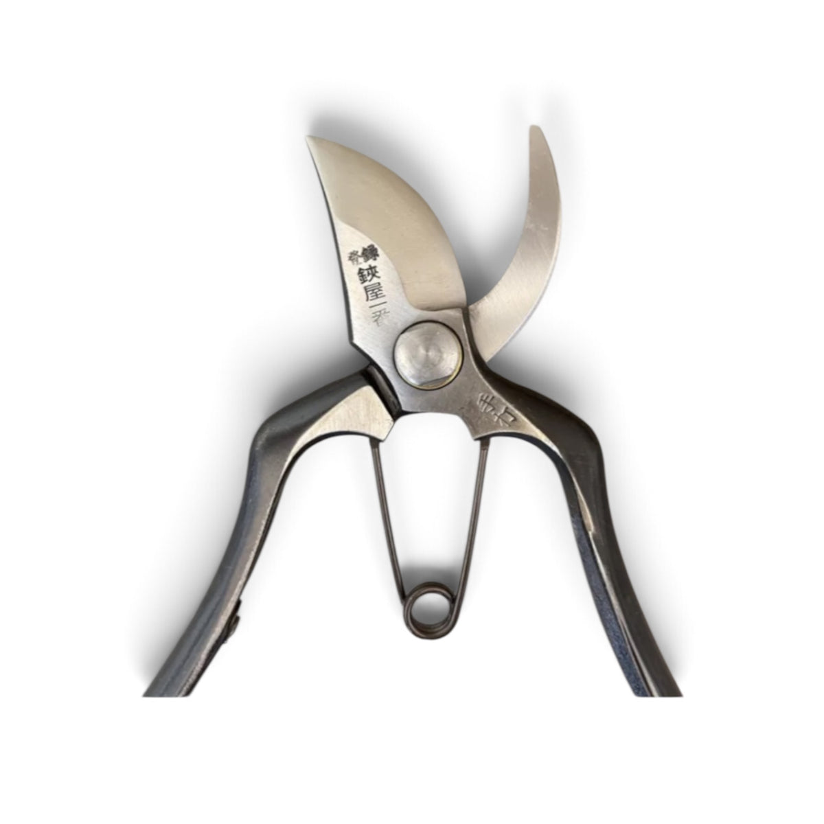 Hasamiya Ichiban Pruning Secateurs B-Type Compact Model Total Length & Blade: 160mm / 51mm High-Carbon Cutlery Steel [Traditional Hand Forged from Scratch / Hollow Ground Back / Twisted Blade / Screw Joint]