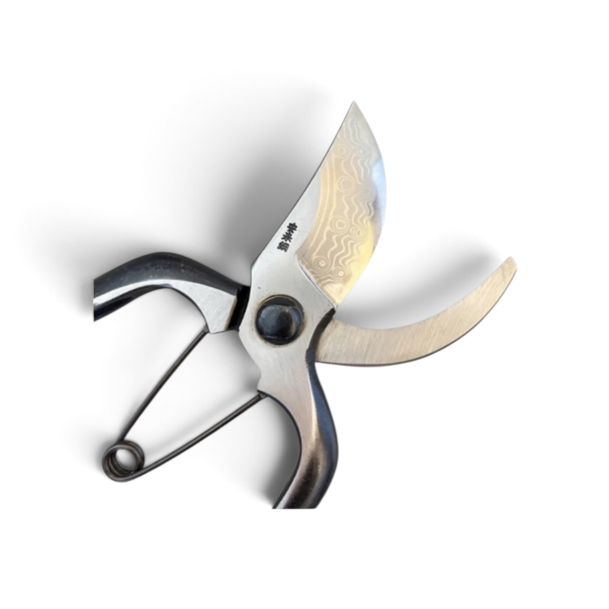 Onotetsu Pruning Secateurs Standard Model Total Length & Blade: 205mm / 68mm Yasuki Damascus Layered Steel [Traditional Hand Forged from scratch / Hollow Ground Back / Twisted Blade / Screw Joint]