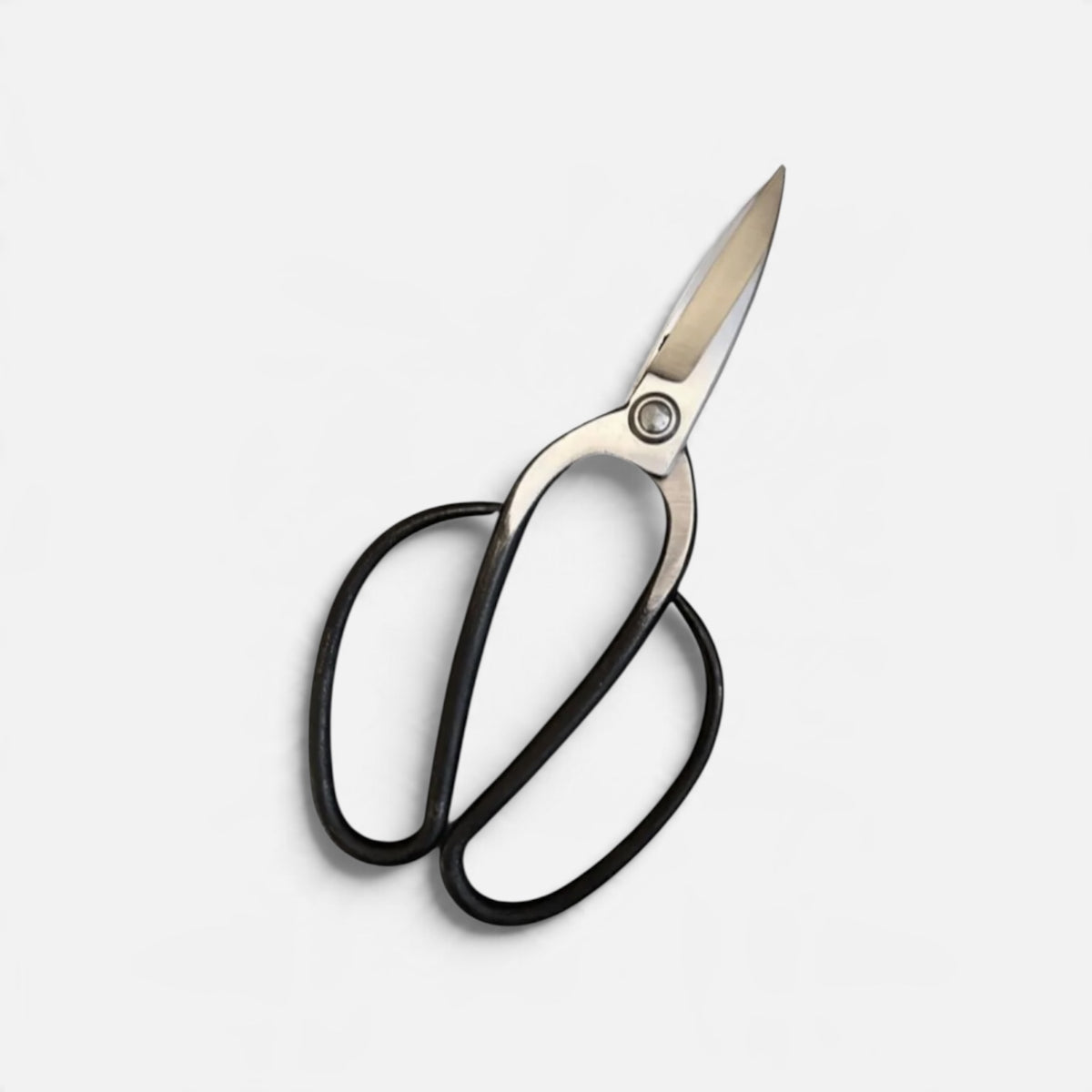 SAKURA Tsushima-Gata Traditional Japanese Left-Handed Gardener Scissors Total Length & Blade (225mm/78mm) Shirogami White Paper Steel [Traditional Hand-Forged / Urasuki Hollow Ground / Left-Handed Precision / Rivet Joint]